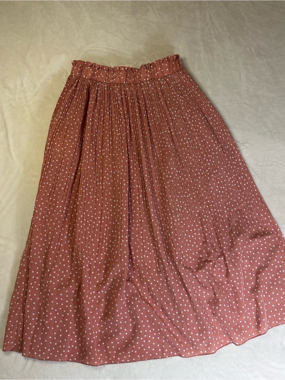 Pleated Midi Skirt in Dusty Rose Polka Dot